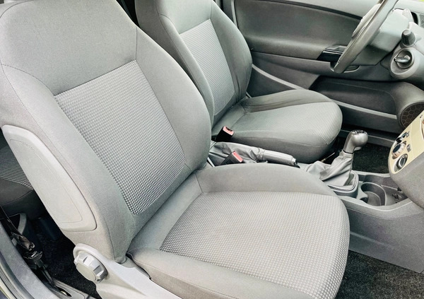 Opel Corsa cena 10900 przebieg: 177000, rok produkcji 2009 z Włocławek małe 121